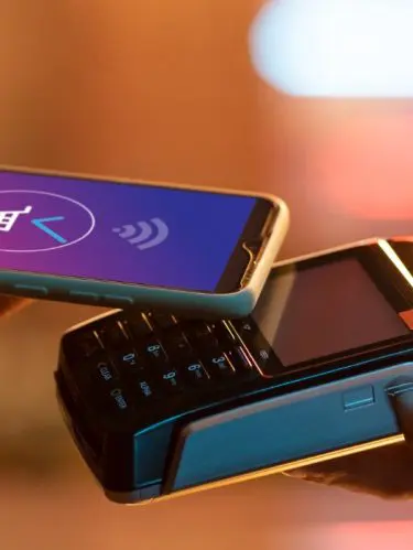 5 Mitos sobre los Pagos sin Contacto en Colombia